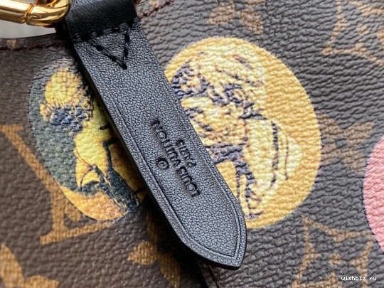 WIS NÉONOÉ LOUIS VUITTON 1127